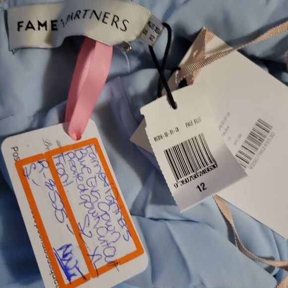 FAME & PARTNERS  NWT  light blue rusched maxi dress - Picture 9 of 11